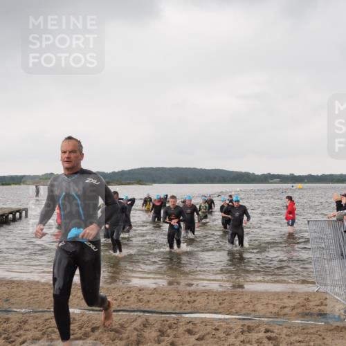 23.06.2024 - Viking Triathlon MichiJ http://msf.ph/oto/6346514 23.06.2024 10:43:14 Schwimmen 67, 78, 109, 187, 196, 244, 268, 277, 392, 466, 500 meine-sportfotos.de