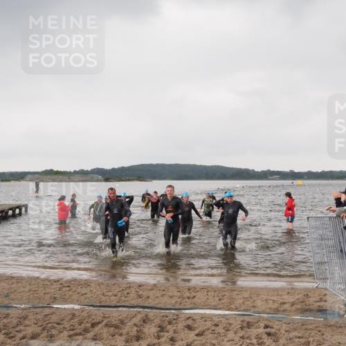 23.06.2024 - Viking Triathlon MichiJ http://msf.ph/oto/6346517 23.06.2024 10:43:15 Schwimmen 67, 78, 109, 187, 196, 244, 268, 277, 392, 466, 500 meine-sportfotos.de