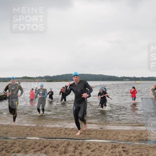 23.06.2024 - Viking Triathlon MichiJ http://msf.ph/oto/6346531 23.06.2024 10:43:18 Schwimmen 67, 78, 109, 187, 244, 268, 277, 323, 392, 466, 500, 508 meine-sportfotos.de