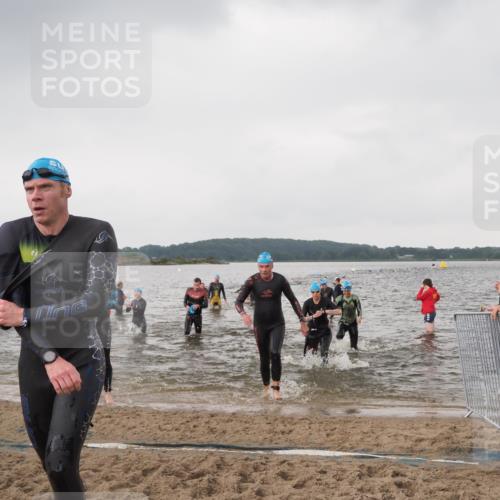 23.06.2024 - Viking Triathlon MichiJ http://msf.ph/oto/6346538 23.06.2024 10:43:20 Schwimmen 78, 109, 187, 244, 268, 277, 323, 392, 466, 500, 508 meine-sportfotos.de