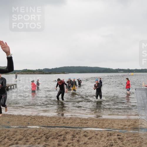 23.06.2024 - Viking Triathlon MichiJ http://msf.ph/oto/6346562 23.06.2024 10:43:26 Schwimmen 65, 239, 268, 323, 392, 508, 633 meine-sportfotos.de