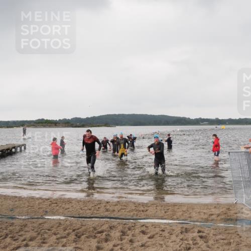 23.06.2024 - Viking Triathlon MichiJ http://msf.ph/oto/6346566 23.06.2024 10:43:27 Schwimmen 65, 239, 268, 323, 508, 633 meine-sportfotos.de