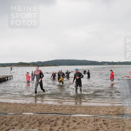 23.06.2024 - Viking Triathlon MichiJ http://msf.ph/oto/6346570 23.06.2024 10:43:28 Schwimmen 65, 239, 268, 323, 508, 633 meine-sportfotos.de