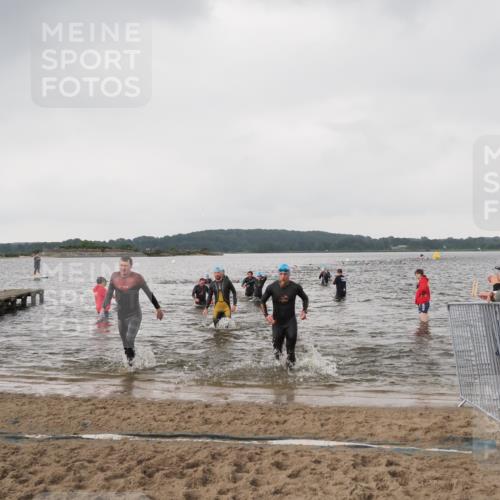 23.06.2024 - Viking Triathlon MichiJ http://msf.ph/oto/6346571 23.06.2024 10:43:28 Schwimmen 65, 239, 268, 323, 508, 633 meine-sportfotos.de