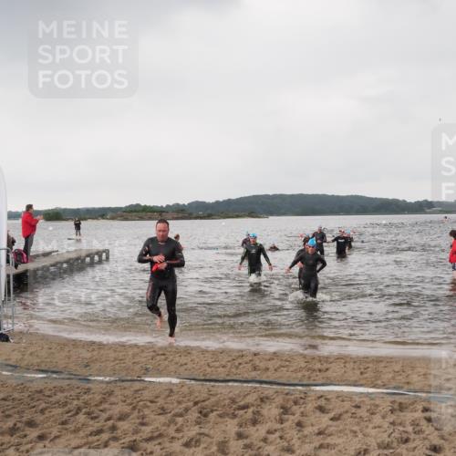 23.06.2024 - Viking Triathlon MichiJ http://msf.ph/oto/6346615 23.06.2024 10:43:38 Schwimmen 65, 347, 381, 496, 537, 633 meine-sportfotos.de