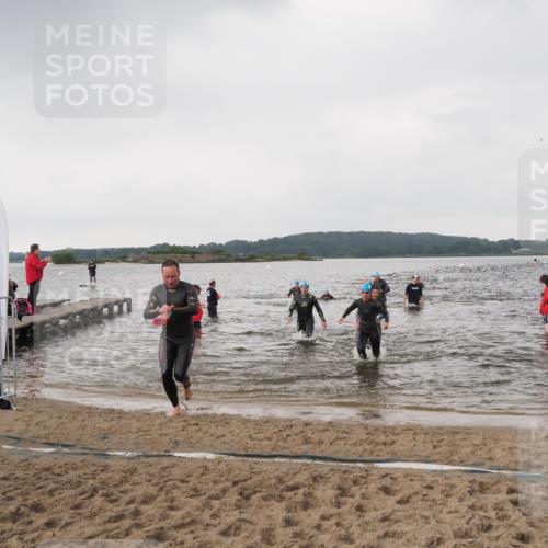 23.06.2024 - Viking Triathlon MichiJ http://msf.ph/oto/6346617 23.06.2024 10:43:38 Schwimmen 65, 347, 381, 496, 537, 633 meine-sportfotos.de