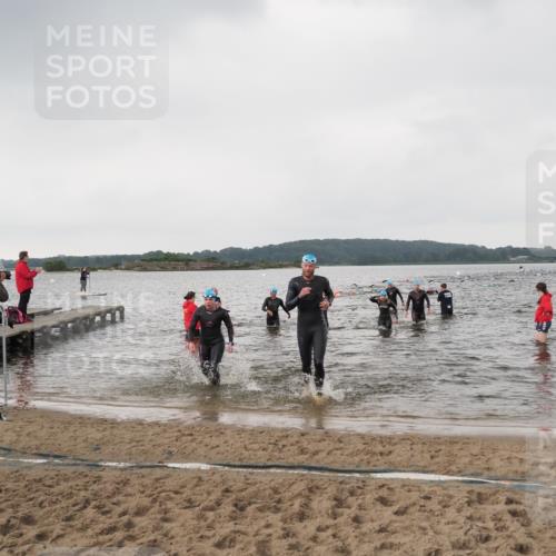23.06.2024 - Viking Triathlon MichiJ http://msf.ph/oto/6346654 23.06.2024 10:43:49 Schwimmen 17, 286, 381, 431 meine-sportfotos.de