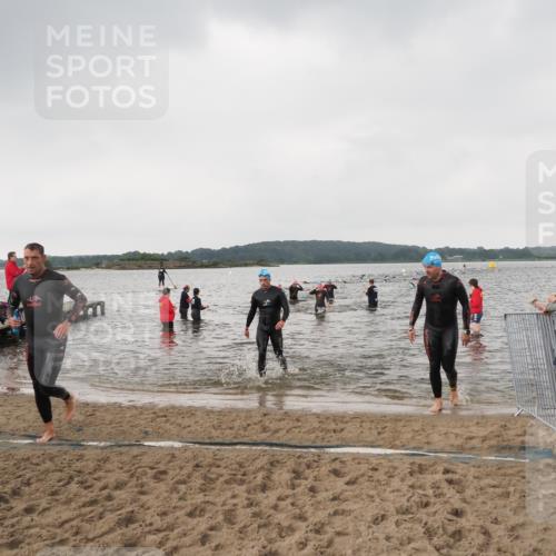 23.06.2024 - Viking Triathlon MichiJ http://msf.ph/oto/6346679 23.06.2024 10:44:05 Schwimmen 52, 165, 166, 469 meine-sportfotos.de
