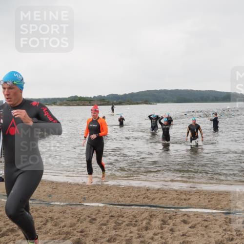 23.06.2024 - Viking Triathlon MichiJ http://msf.ph/oto/6346718 23.06.2024 10:44:24 Schwimmen 60, 77, 509, 519, 651 meine-sportfotos.de