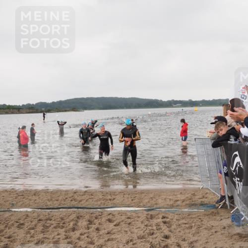 23.06.2024 - Viking Triathlon MichiJ http://msf.ph/oto/6346726 23.06.2024 10:44:28 Schwimmen 77, 334, 509, 519 meine-sportfotos.de