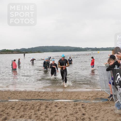 23.06.2024 - Viking Triathlon MichiJ http://msf.ph/oto/6346727 23.06.2024 10:44:29 Schwimmen 77, 334, 509, 519 meine-sportfotos.de