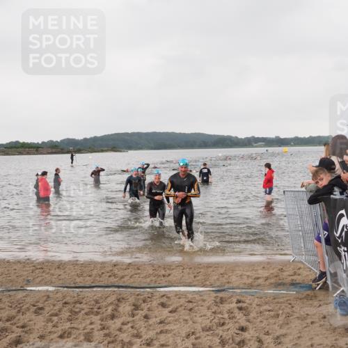 23.06.2024 - Viking Triathlon MichiJ http://msf.ph/oto/6346728 23.06.2024 10:44:29 Schwimmen 77, 334, 509, 519 meine-sportfotos.de