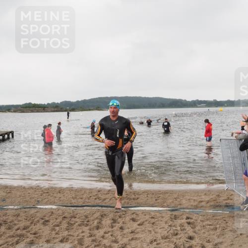 23.06.2024 - Viking Triathlon MichiJ http://msf.ph/oto/6346731 23.06.2024 10:44:30 Schwimmen 77, 334, 509, 519 meine-sportfotos.de