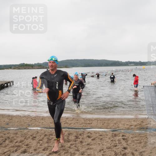 23.06.2024 - Viking Triathlon MichiJ http://msf.ph/oto/6346733 23.06.2024 10:44:31 Schwimmen 35, 77, 334, 509, 519 meine-sportfotos.de