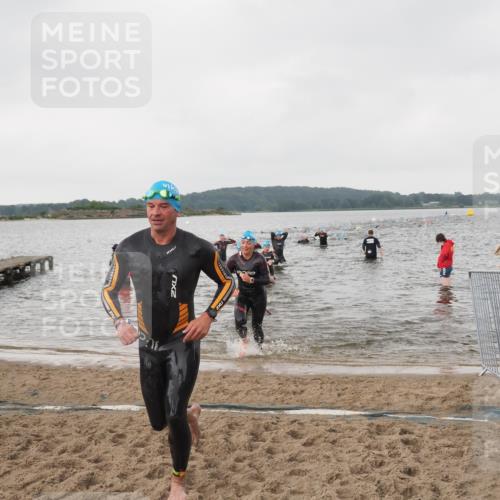 23.06.2024 - Viking Triathlon MichiJ http://msf.ph/oto/6346734 23.06.2024 10:44:31 Schwimmen 35, 77, 334, 509, 519 meine-sportfotos.de