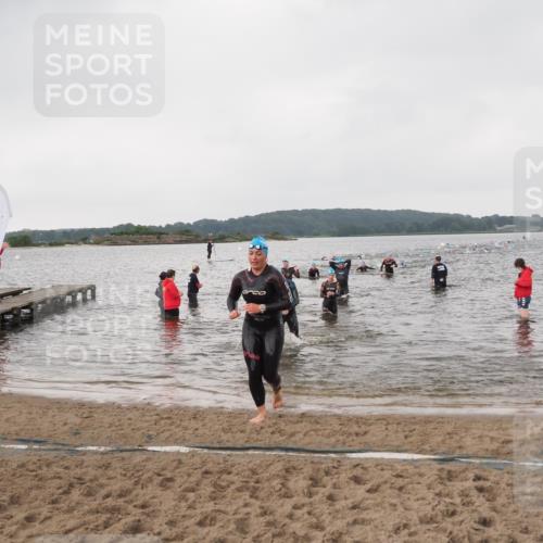 23.06.2024 - Viking Triathlon MichiJ http://msf.ph/oto/6346736 23.06.2024 10:44:32 Schwimmen 35, 77, 334, 509, 519 meine-sportfotos.de