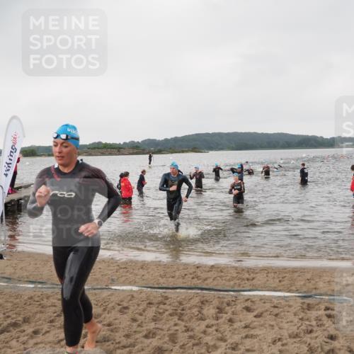 23.06.2024 - Viking Triathlon MichiJ http://msf.ph/oto/6346742 23.06.2024 10:44:33 Schwimmen 35, 77, 334, 519 meine-sportfotos.de