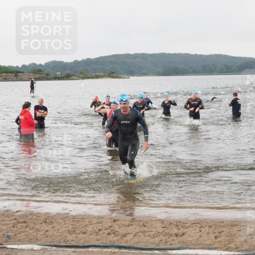 23.06.2024 - Viking Triathlon MichiJ http://msf.ph/oto/6346758 23.06.2024 10:44:42 Schwimmen 35, 121, 371, 378, 511 meine-sportfotos.de