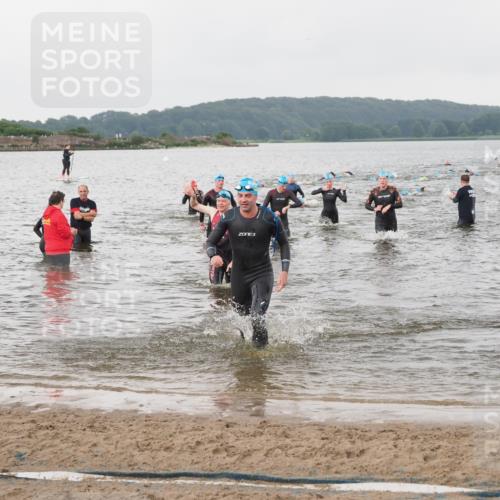 23.06.2024 - Viking Triathlon MichiJ http://msf.ph/oto/6346759 23.06.2024 10:44:42 Schwimmen 35, 121, 371, 378, 511 meine-sportfotos.de