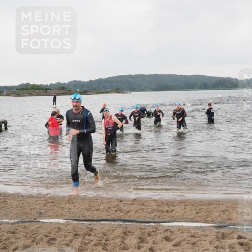 23.06.2024 - Viking Triathlon MichiJ http://msf.ph/oto/6346762 23.06.2024 10:44:43 Schwimmen 35, 121, 371, 378, 511, 532 meine-sportfotos.de