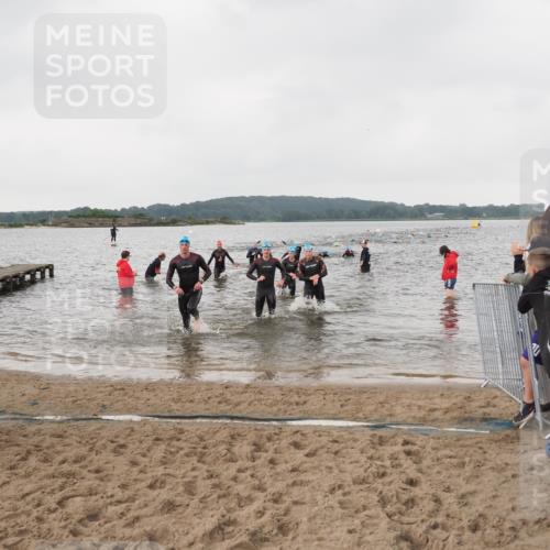 23.06.2024 - Viking Triathlon MichiJ http://msf.ph/oto/6346768 23.06.2024 10:44:49 Schwimmen 121, 371, 378, 511, 532, 649 meine-sportfotos.de