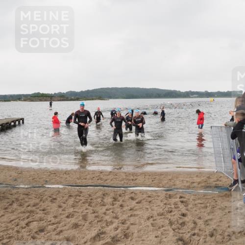23.06.2024 - Viking Triathlon MichiJ http://msf.ph/oto/6346769 23.06.2024 10:44:49 Schwimmen 121, 371, 378, 511, 532, 649 meine-sportfotos.de