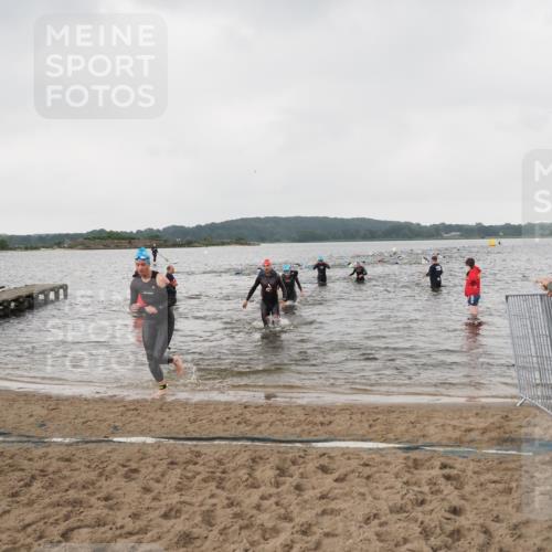 23.06.2024 - Viking Triathlon MichiJ http://msf.ph/oto/6346777 23.06.2024 10:44:55 Schwimmen 121, 184, 195, 284, 371, 532, 649 meine-sportfotos.de