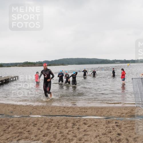 23.06.2024 - Viking Triathlon MichiJ http://msf.ph/oto/6346788 23.06.2024 10:44:59 Schwimmen 184, 195, 284, 649 meine-sportfotos.de