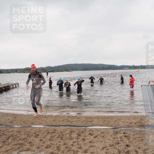 23.06.2024 - Viking Triathlon MichiJ http://msf.ph/oto/6346791 23.06.2024 10:44:59 Schwimmen 184, 195, 284, 649 meine-sportfotos.de