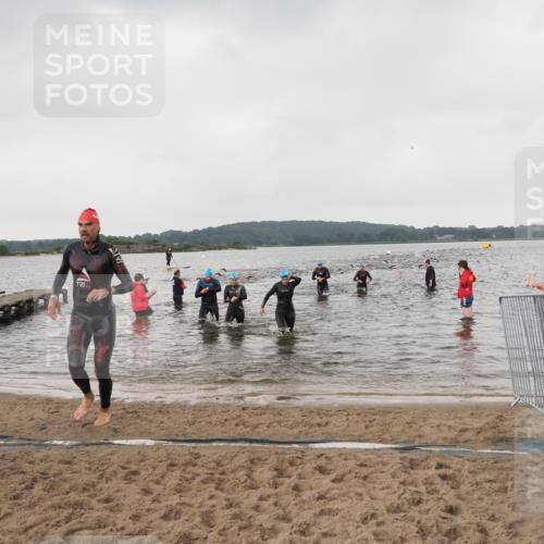23.06.2024 - Viking Triathlon MichiJ http://msf.ph/oto/6346792 23.06.2024 10:45:00 Schwimmen 184, 195, 284, 384, 649 meine-sportfotos.de