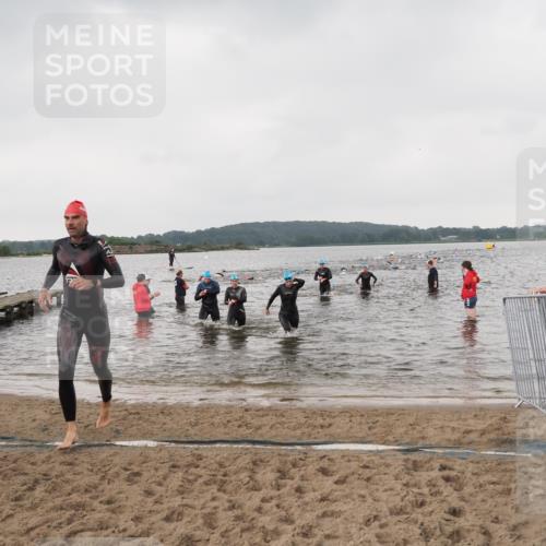 23.06.2024 - Viking Triathlon MichiJ http://msf.ph/oto/6346793 23.06.2024 10:45:00 Schwimmen 184, 195, 284, 384, 649 meine-sportfotos.de