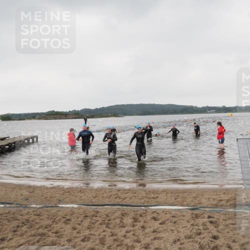 23.06.2024 - Viking Triathlon MichiJ http://msf.ph/oto/6346799 23.06.2024 10:45:01 Schwimmen 184, 195, 284, 384, 649 meine-sportfotos.de