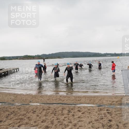 23.06.2024 - Viking Triathlon MichiJ http://msf.ph/oto/6346803 23.06.2024 10:45:02 Schwimmen 184, 195, 202, 284, 384, 649 meine-sportfotos.de
