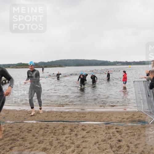 23.06.2024 - Viking Triathlon MichiJ http://msf.ph/oto/6346819 23.06.2024 10:45:06 Schwimmen 184, 195, 202, 206, 284, 384 meine-sportfotos.de