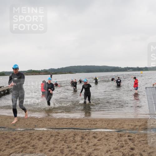 23.06.2024 - Viking Triathlon MichiJ http://msf.ph/oto/6346840 23.06.2024 10:45:13 Schwimmen 202, 206, 384, 480 meine-sportfotos.de