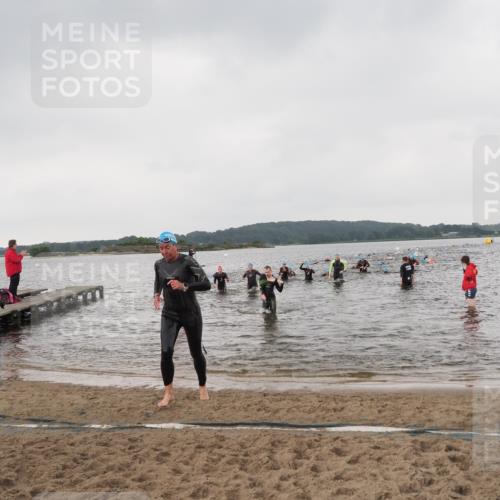 23.06.2024 - Viking Triathlon MichiJ http://msf.ph/oto/6346846 23.06.2024 10:45:16 Schwimmen 202, 206, 443, 480, 493 meine-sportfotos.de