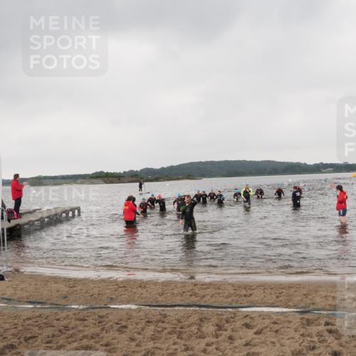 23.06.2024 - Viking Triathlon MichiJ http://msf.ph/oto/6346853 23.06.2024 10:45:18 Schwimmen 206, 443, 480, 493, 652 meine-sportfotos.de