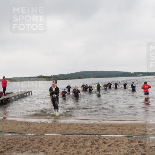 23.06.2024 - Viking Triathlon MichiJ http://msf.ph/oto/6346867 23.06.2024 10:45:21 Schwimmen 375, 443, 480, 493, 652 meine-sportfotos.de