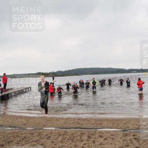 23.06.2024 - Viking Triathlon MichiJ http://msf.ph/oto/6346872 23.06.2024 10:45:22 Schwimmen 267, 375, 380, 443, 480, 493, 495, 652 meine-sportfotos.de