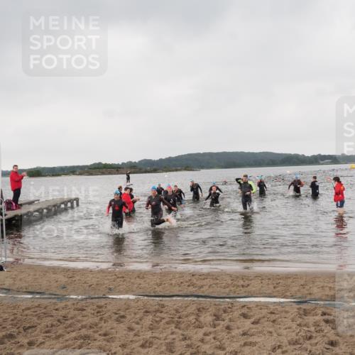 23.06.2024 - Viking Triathlon MichiJ http://msf.ph/oto/6346881 23.06.2024 10:45:25 Schwimmen 267, 375, 380, 403, 443, 480, 493, 495, 652 meine-sportfotos.de