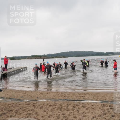 23.06.2024 - Viking Triathlon MichiJ http://msf.ph/oto/6346884 23.06.2024 10:45:25 Schwimmen 267, 375, 380, 403, 443, 480, 493, 495, 652 meine-sportfotos.de