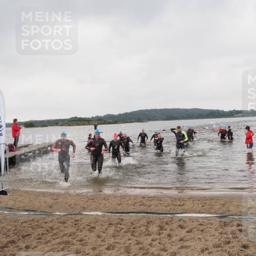 23.06.2024 - Viking Triathlon MichiJ http://msf.ph/oto/6346888 23.06.2024 10:45:26 Schwimmen 54, 267, 375, 380, 403, 443, 480, 493, 495, 652 meine-sportfotos.de