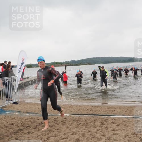 23.06.2024 - Viking Triathlon MichiJ http://msf.ph/oto/6346896 23.06.2024 10:45:29 Schwimmen 54, 267, 343, 375, 380, 403, 443, 493, 495, 652 meine-sportfotos.de