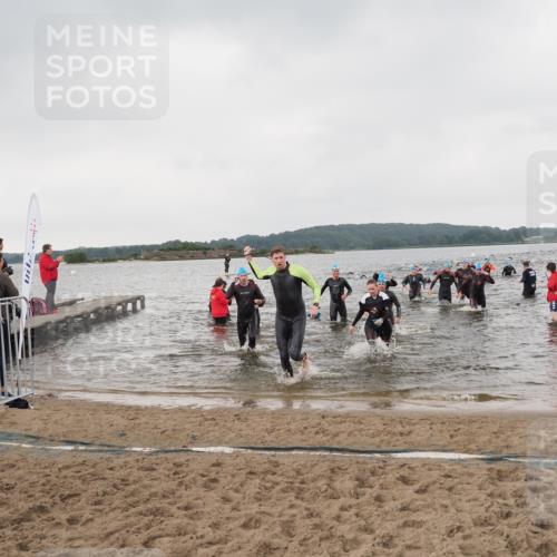 23.06.2024 - Viking Triathlon MichiJ http://msf.ph/oto/6346906 23.06.2024 10:45:31 Schwimmen 54, 267, 274, 343, 375, 380, 403, 495, 506, 652 meine-sportfotos.de