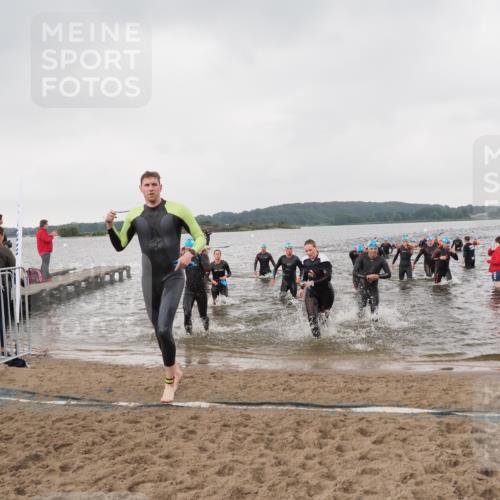 23.06.2024 - Viking Triathlon MichiJ http://msf.ph/oto/6346913 23.06.2024 10:45:33 Schwimmen 54, 63, 220, 267, 274, 343, 375, 380, 403, 495, 506 meine-sportfotos.de
