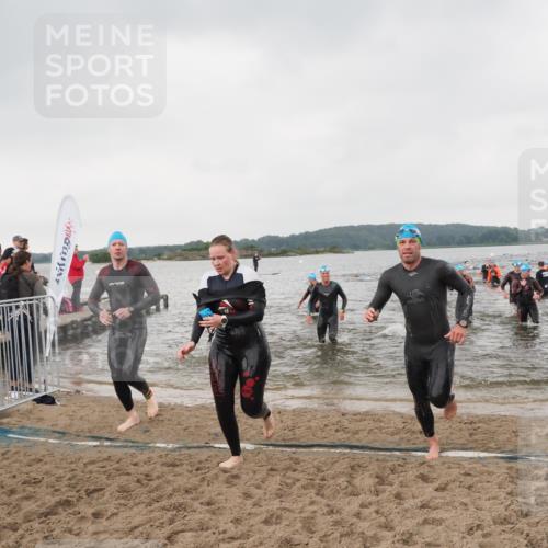 23.06.2024 - Viking Triathlon MichiJ http://msf.ph/oto/6346923 23.06.2024 10:45:35 Schwimmen 54, 63, 220, 267, 274, 343, 375, 380, 403, 430, 495, 506 meine-sportfotos.de