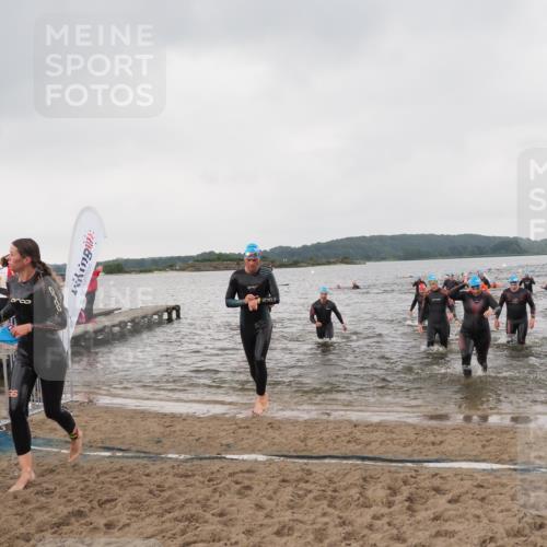 23.06.2024 - Viking Triathlon MichiJ http://msf.ph/oto/6346933 23.06.2024 10:45:39 Schwimmen 54, 63, 220, 274, 343, 403, 430, 433, 506, 641 meine-sportfotos.de