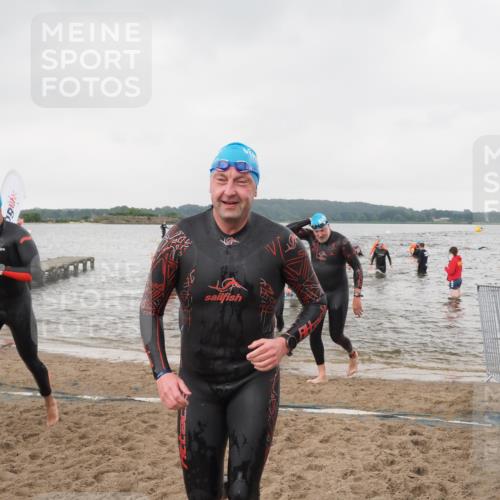 23.06.2024 - Viking Triathlon MichiJ http://msf.ph/oto/6346959 23.06.2024 10:45:46 Schwimmen 63, 156, 220, 247, 274, 395, 430, 433, 506, 641, 644 meine-sportfotos.de