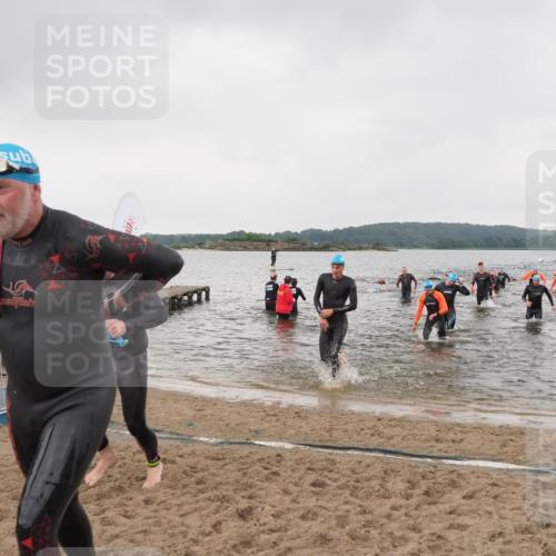 23.06.2024 - Viking Triathlon MichiJ http://msf.ph/oto/6346972 23.06.2024 10:45:50 Schwimmen 156, 247, 395, 433, 641, 644 meine-sportfotos.de