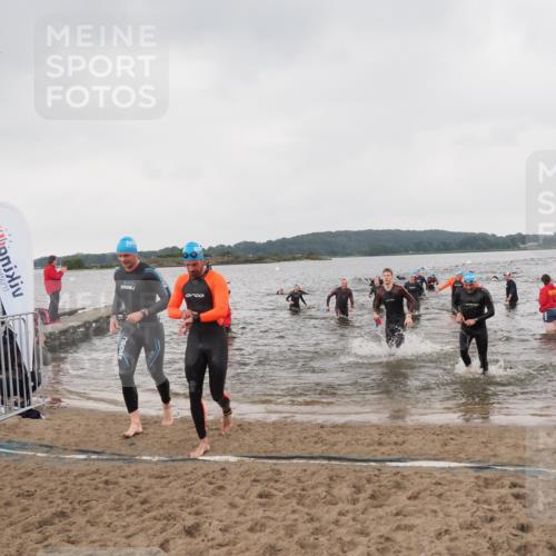 23.06.2024 - Viking Triathlon MichiJ http://msf.ph/oto/6346982 23.06.2024 10:45:56 Schwimmen 18, 156, 247, 294, 395, 602, 644 meine-sportfotos.de